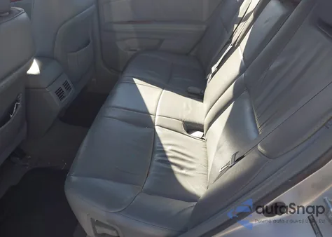 2005 Toyota Avalon Limited z USA, uszkodzony, nr VIN 4T1BK36B05U024999